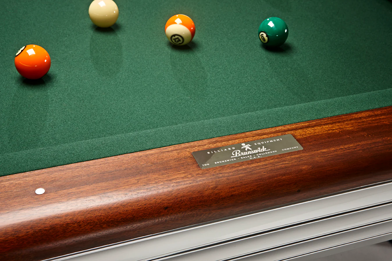 Brunswick Centennial 9' Pool Table - Image 2